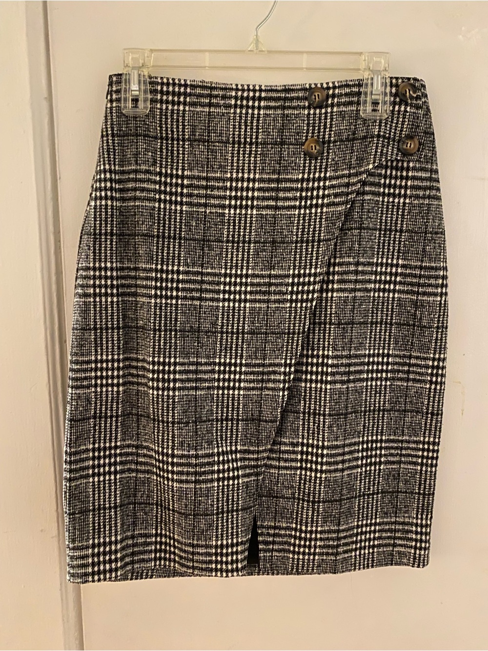 Classic Black & White Plaid Pencil Skirt